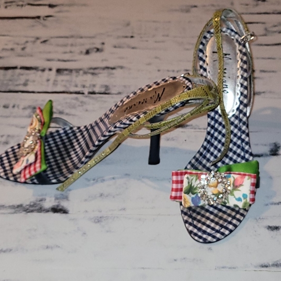 Marciano - Picture 3 of 3